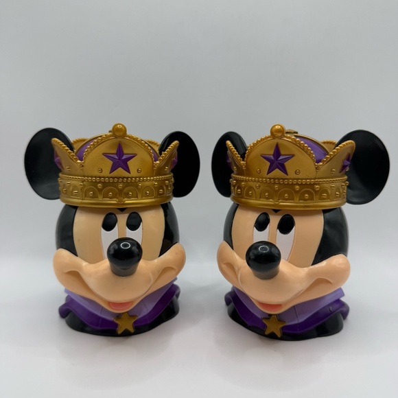 Set of 2 Disney On Ice Mickey Mouse Flip Top King Crown Souvenir Mug Cup Plastic - Picture 1 of 8